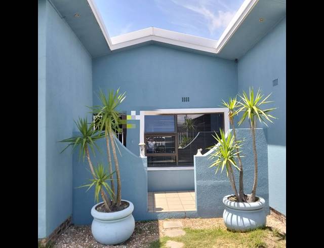 3 BEDROOM HOUSE FOR SALE IN PEERLESS PARK NORTH